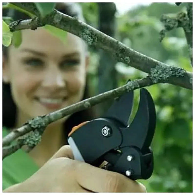 Секатор Fiskars PowerStep P83 111670, 1000575 купити недорого в Україні, фото 1
