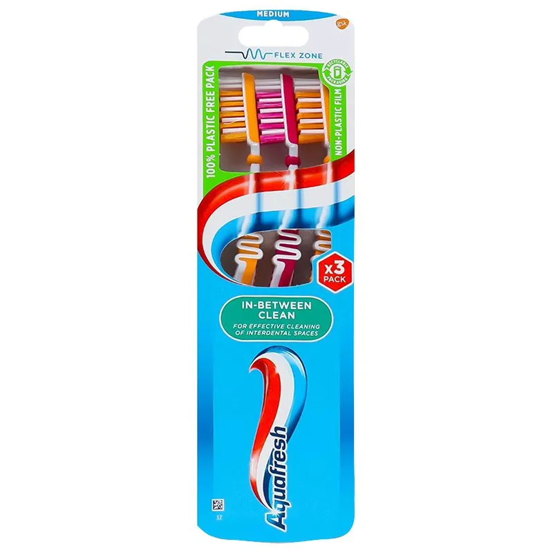 Зубна щітка Aquafresh In-between Clean, 3 шт, 60000000042499 купити недорого в Україні, фото 1